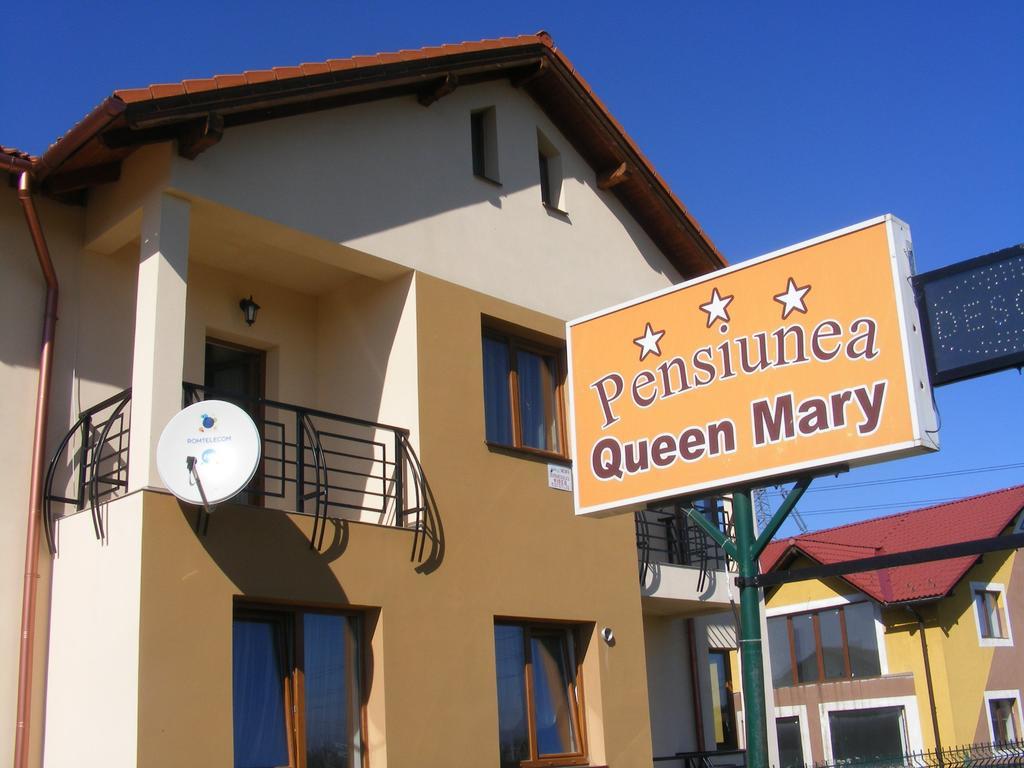 Pensiunea Queen Mary Sînpetru Exteriér fotografie
